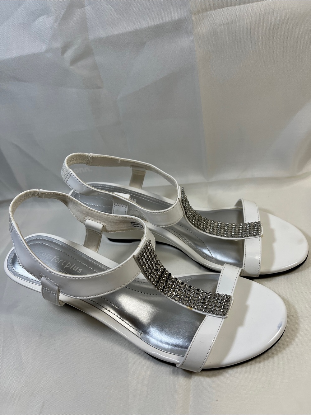 comfort plus by Predictions White Rhinestone T-Strap Women's Sandals